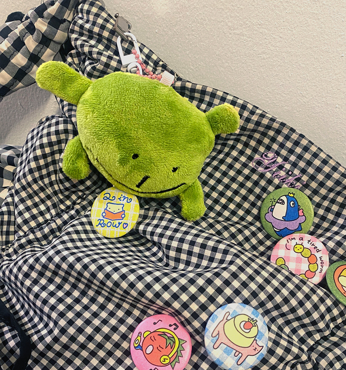 Frogbi - Handmade Plushie Keychain